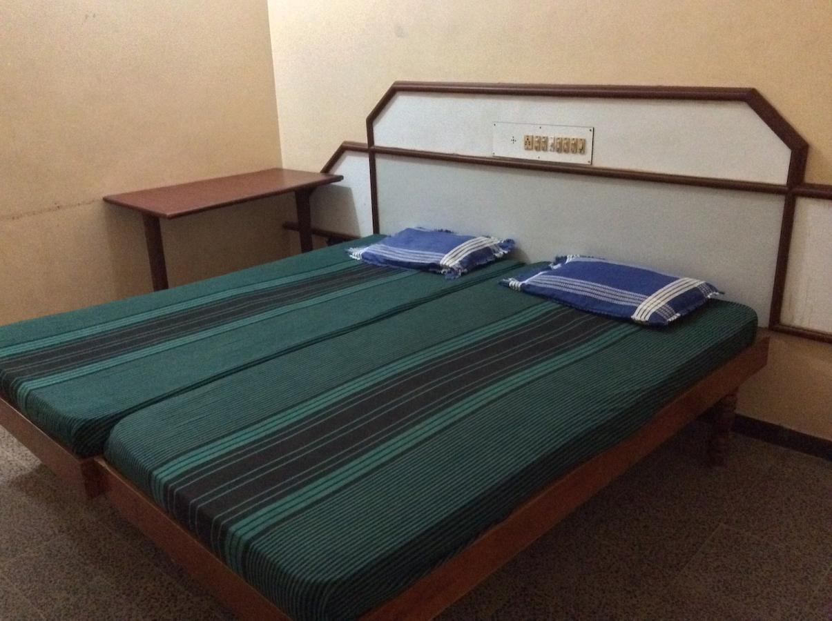 Sakthi Lodge Dharapuram Екстер'єр фото